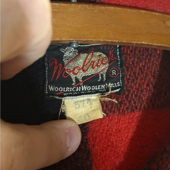 Vintage Woolrich Red and Black Plaid Shirt Jacket - Picture 6 of 11